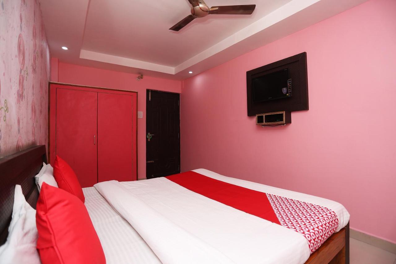 Oyo Hotel New Metro Near Phoenix United Lucknow Esterno foto