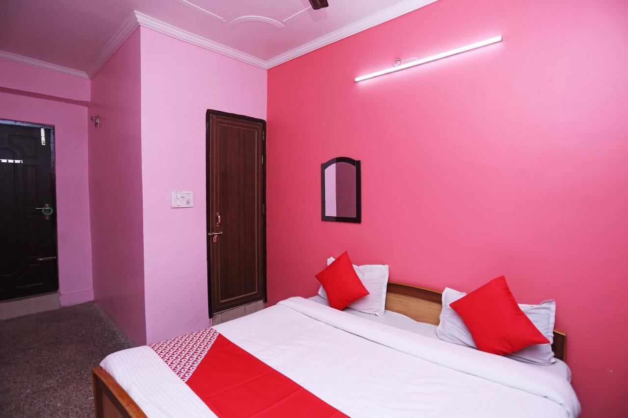 Oyo Hotel New Metro Near Phoenix United Lucknow Esterno foto