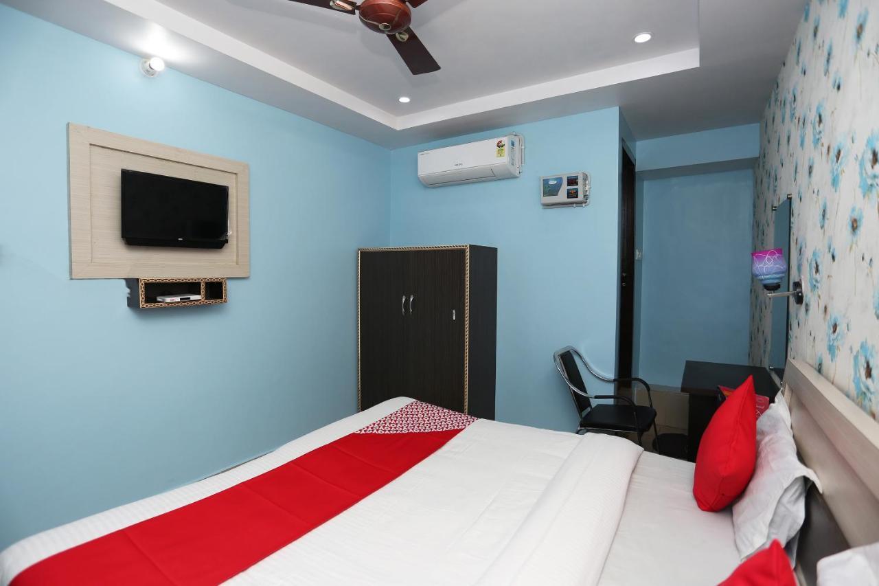 Oyo Hotel New Metro Near Phoenix United Lucknow Esterno foto