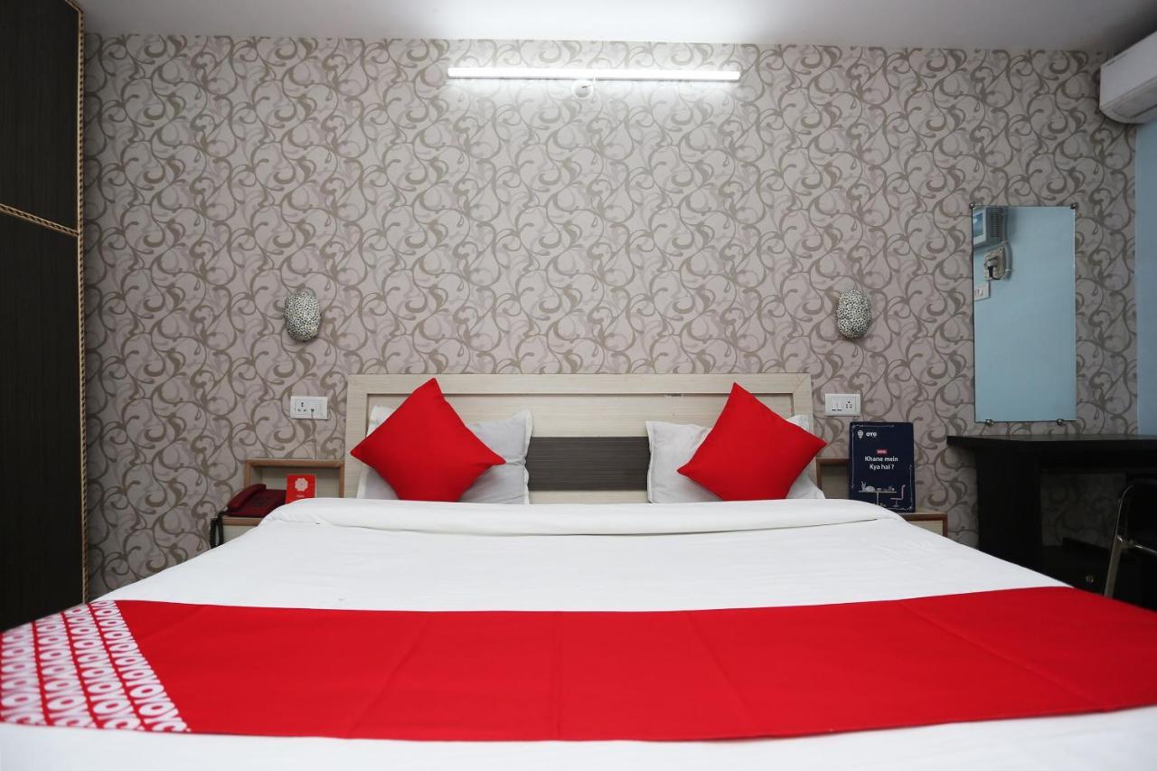 Oyo Hotel New Metro Near Phoenix United Lucknow Esterno foto
