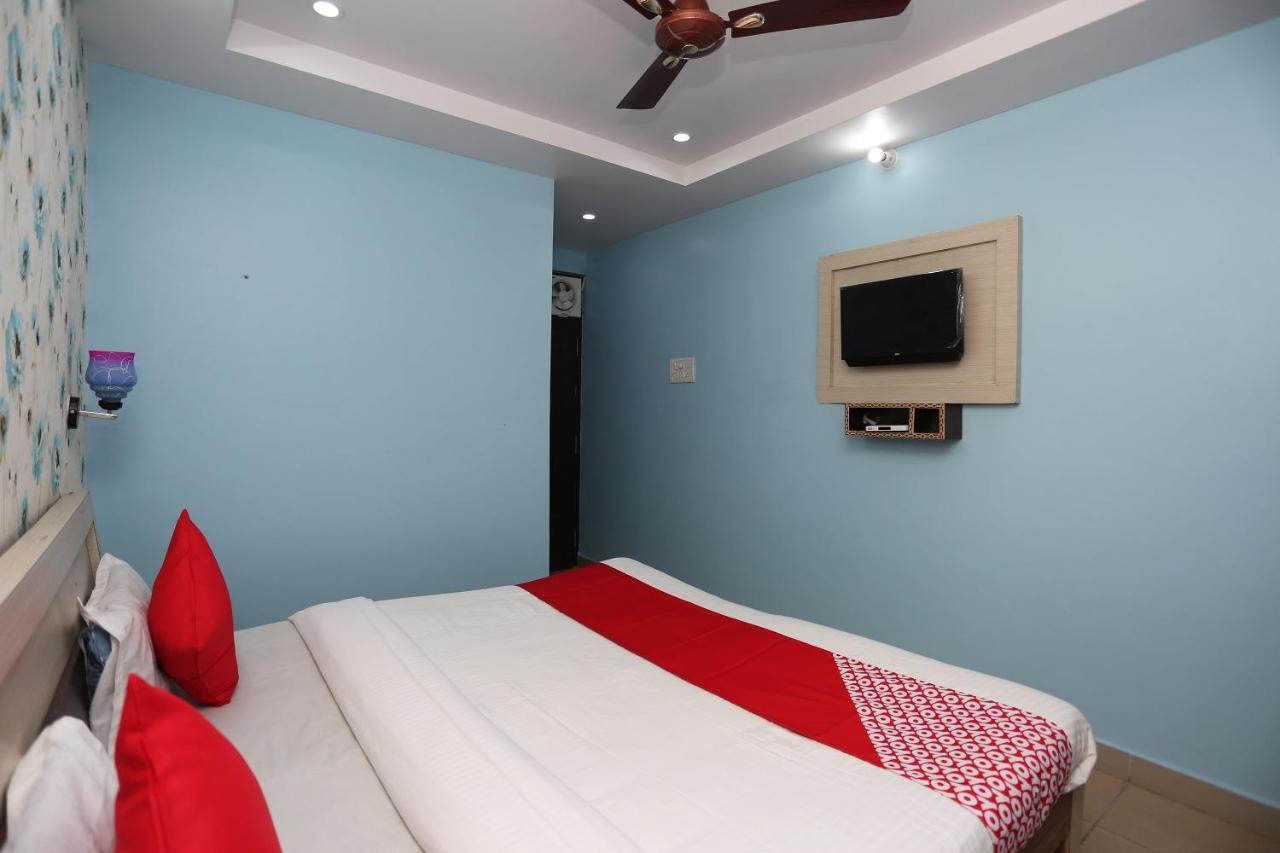 Oyo Hotel New Metro Near Phoenix United Lucknow Esterno foto
