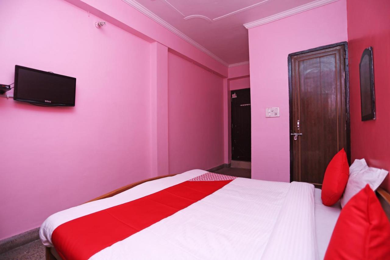 Oyo Hotel New Metro Near Phoenix United Lucknow Esterno foto
