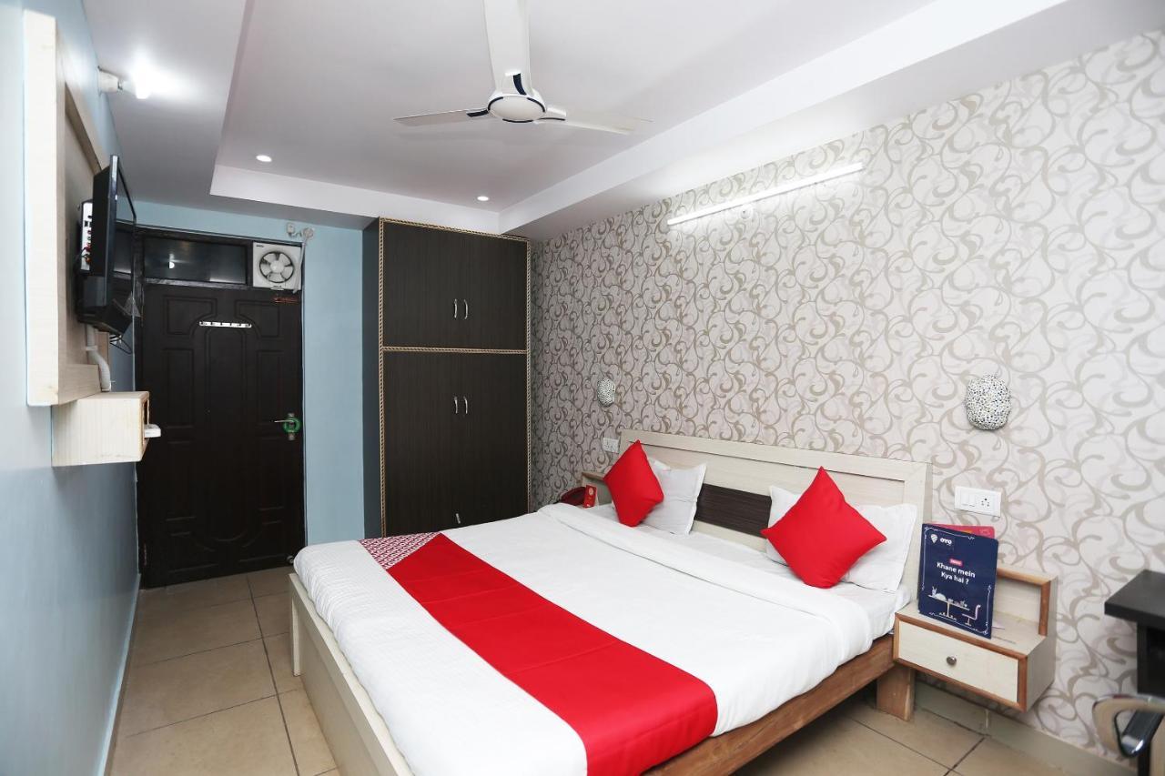 Oyo Hotel New Metro Near Phoenix United Lucknow Esterno foto